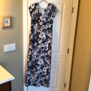 Adrianna papell black and gray floral dress